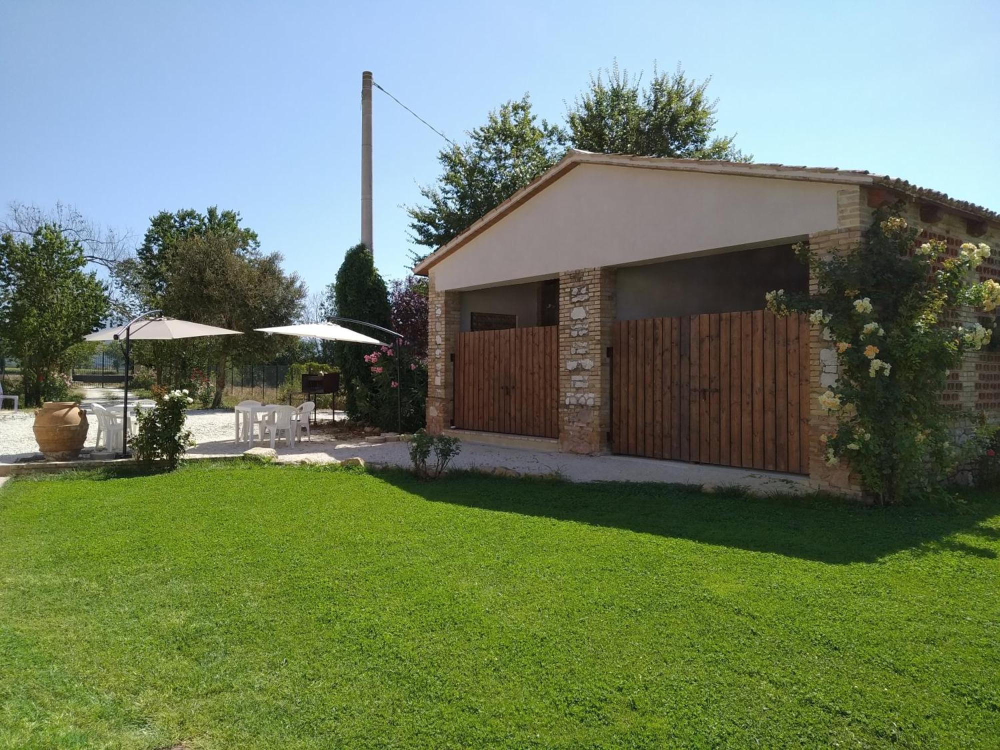 Podere Le Volte Degli Angeli Спело Екстериор снимка