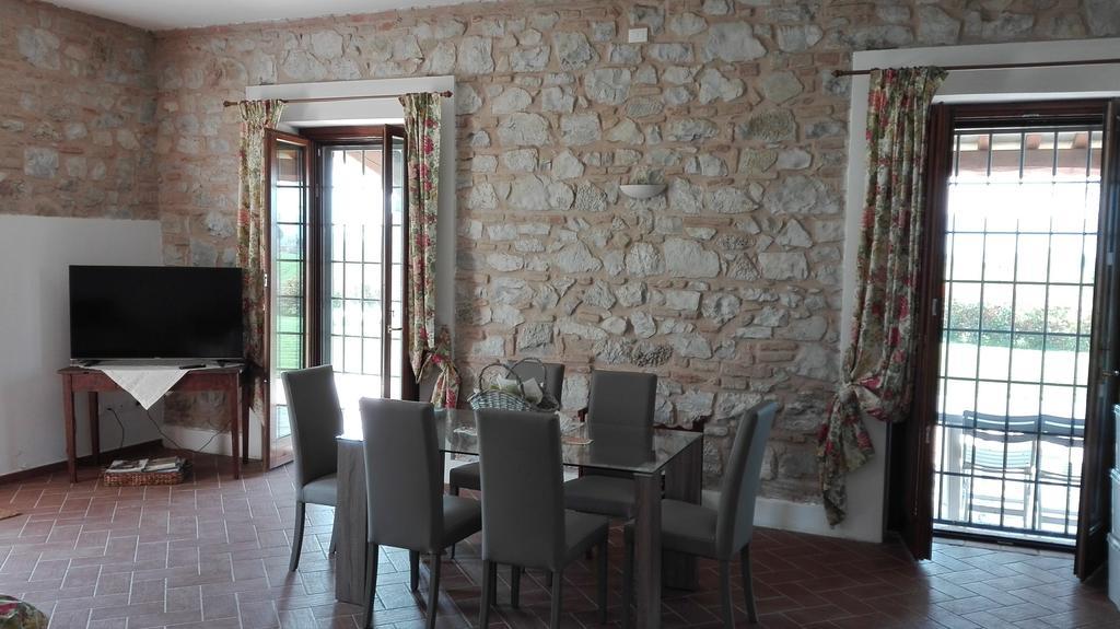 Podere Le Volte Degli Angeli Спело Екстериор снимка