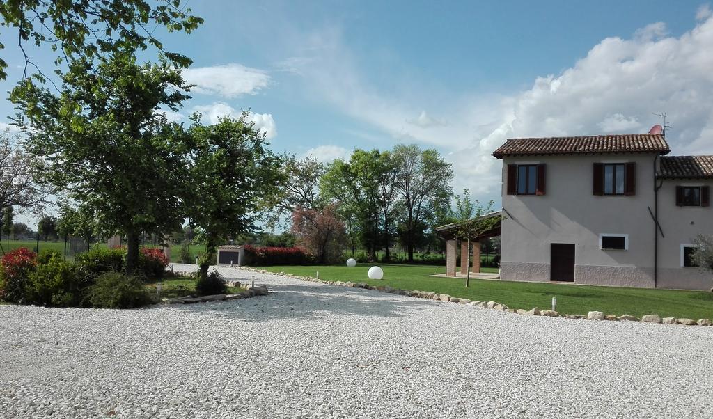Podere Le Volte Degli Angeli Спело Екстериор снимка